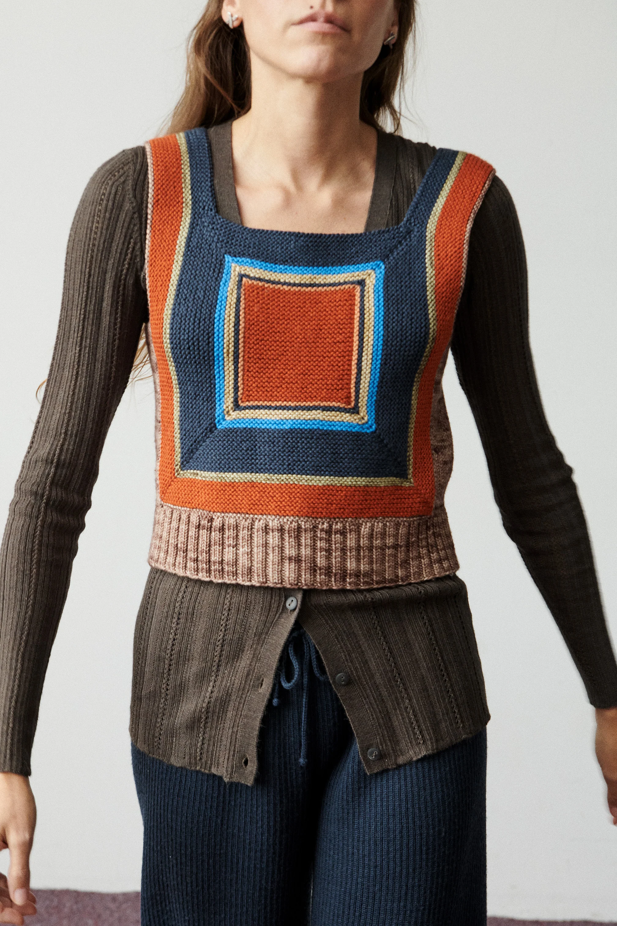 Log Cabin Vest - Image 4