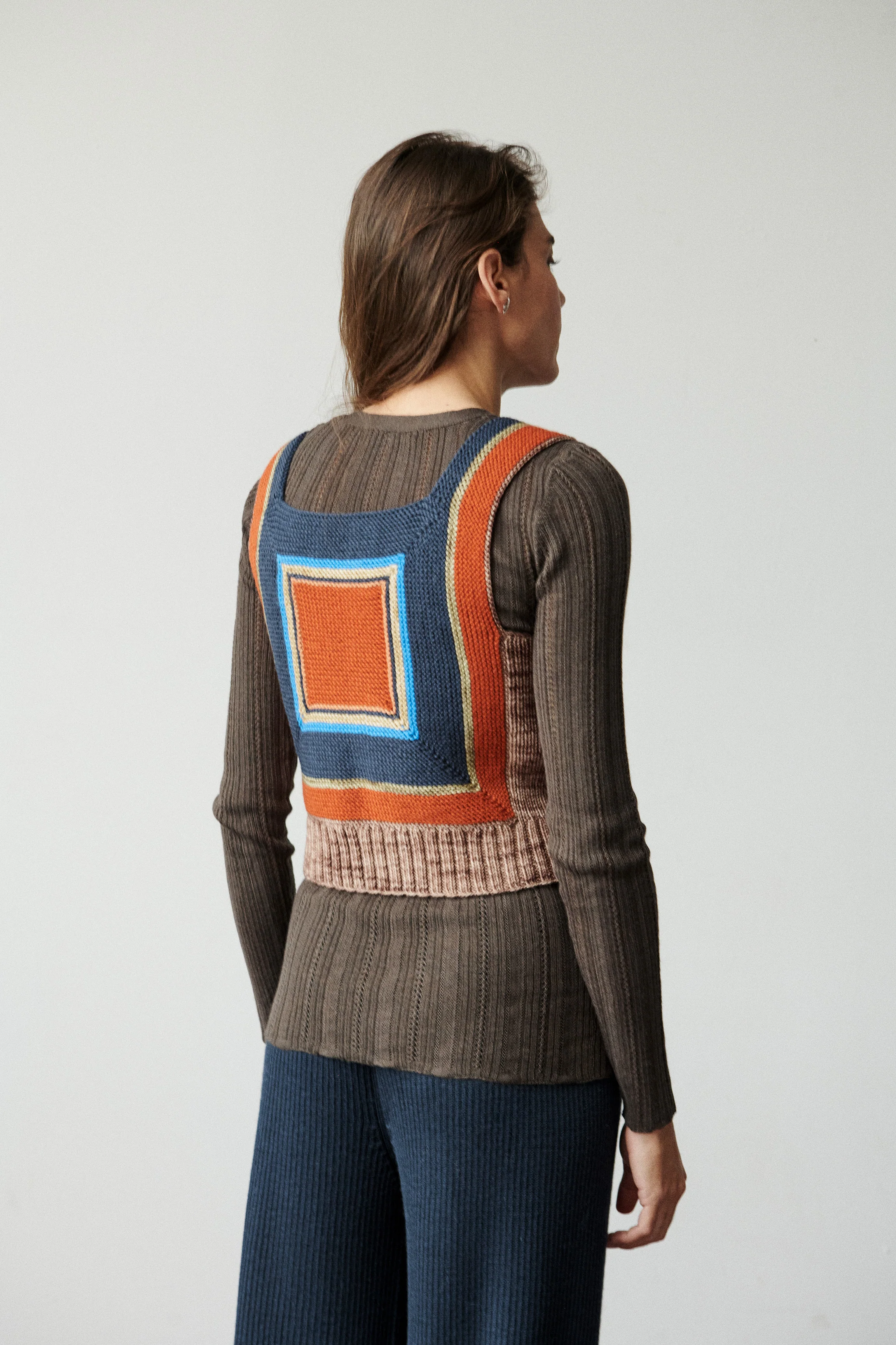 Log Cabin Vest - Image 6