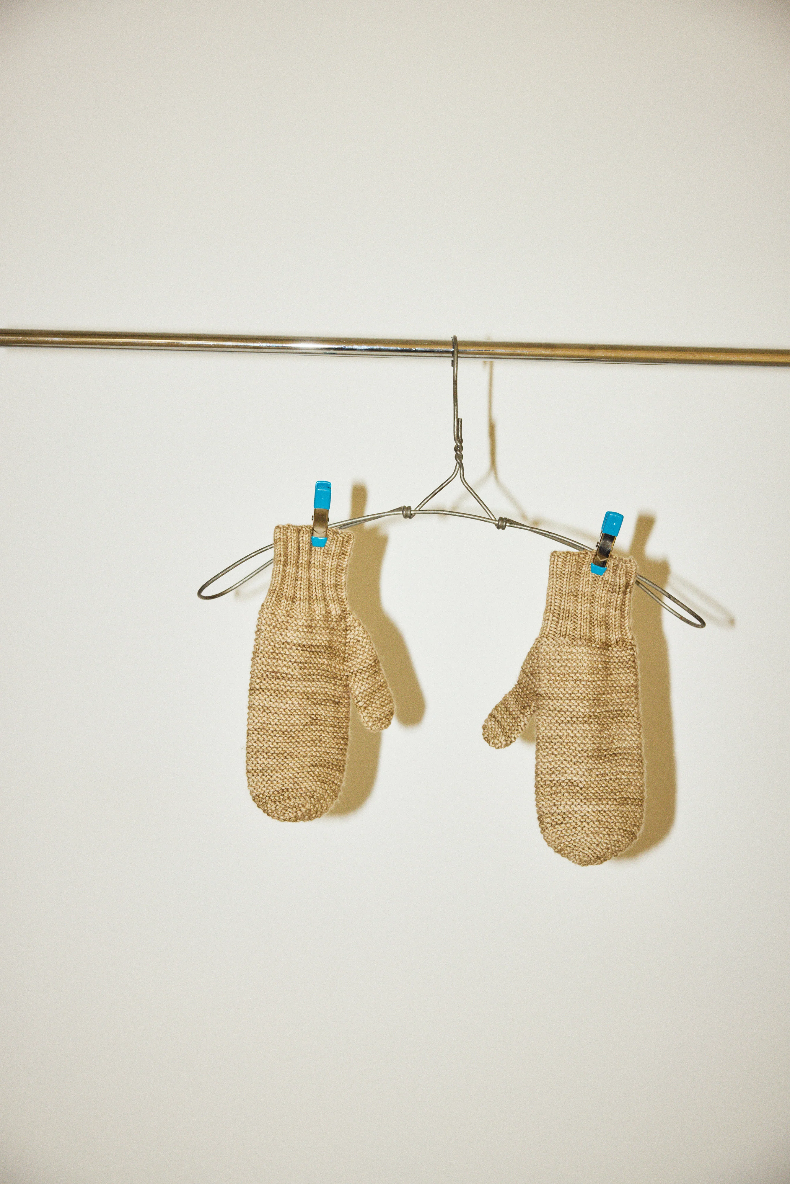 Mittens - Image 3