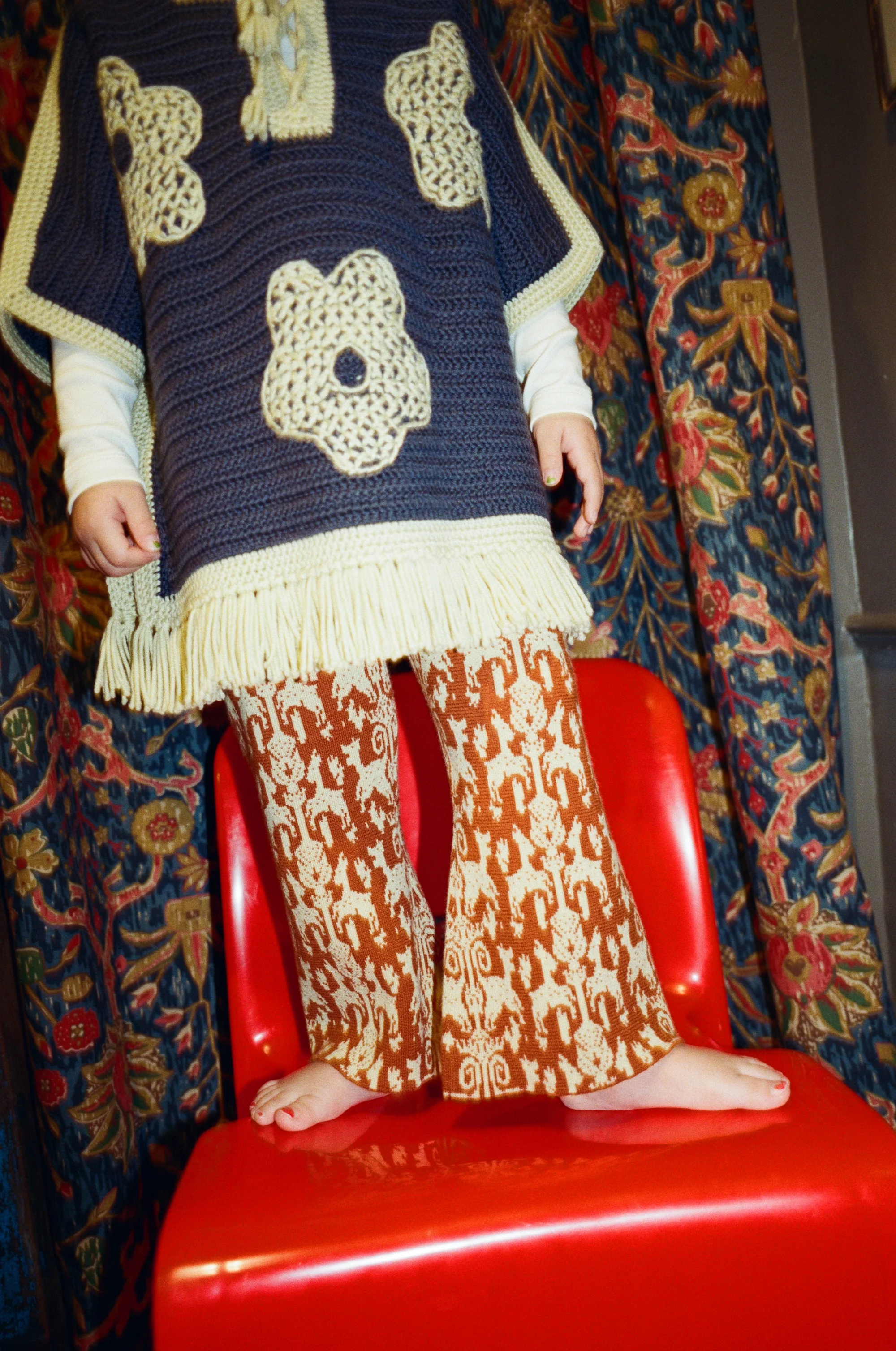 Blomma Crochet Fringe Poncho - Image 3