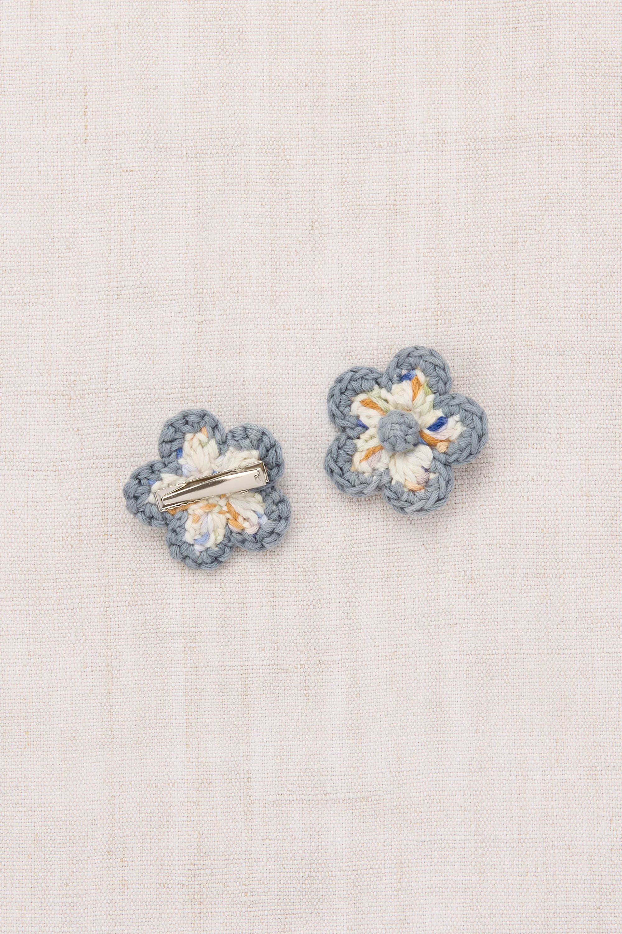 Medium Flower Clip Set - Image 4