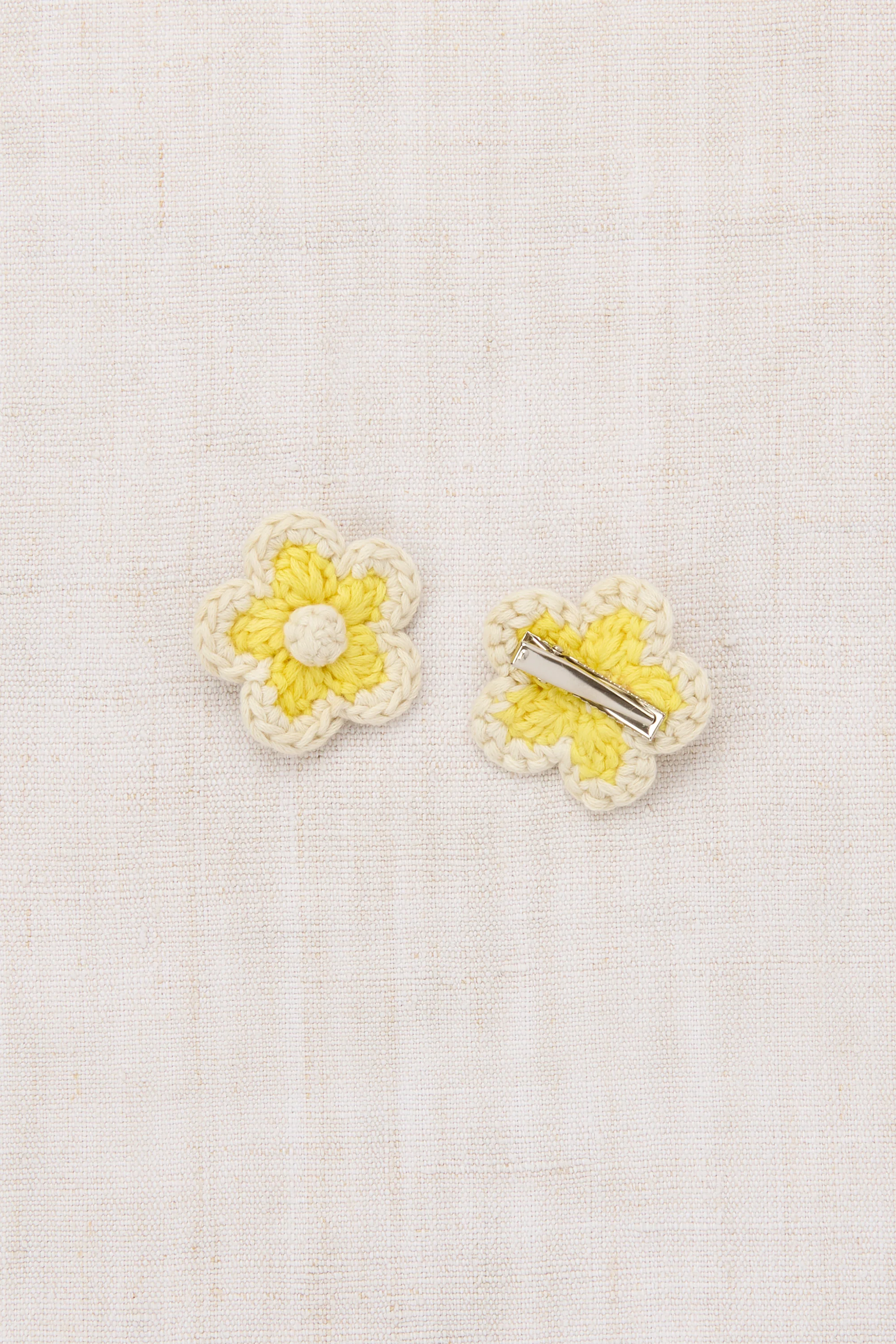 Medium Flower Clip Set - Image 4