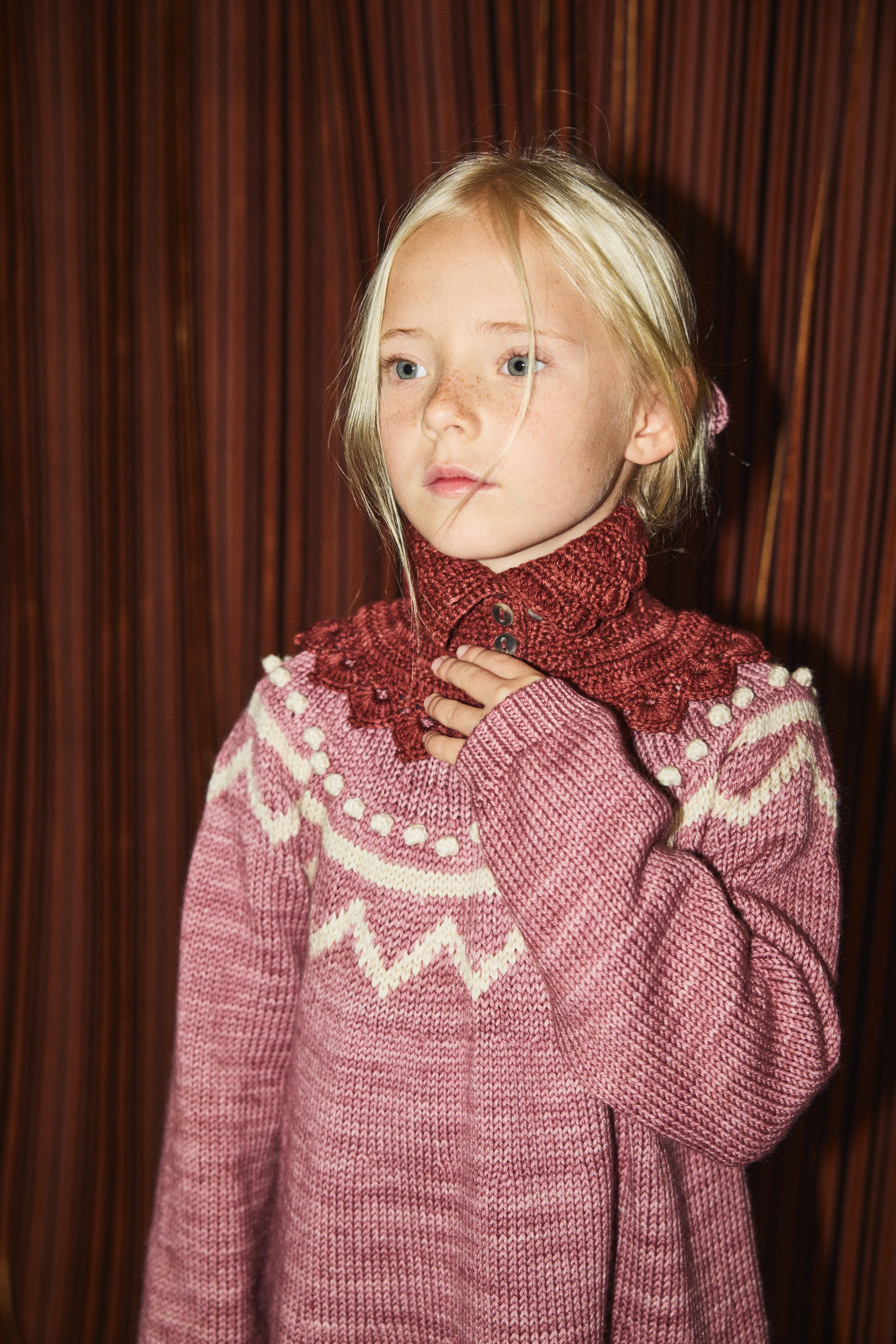 Crochet Button Collar - Image 5