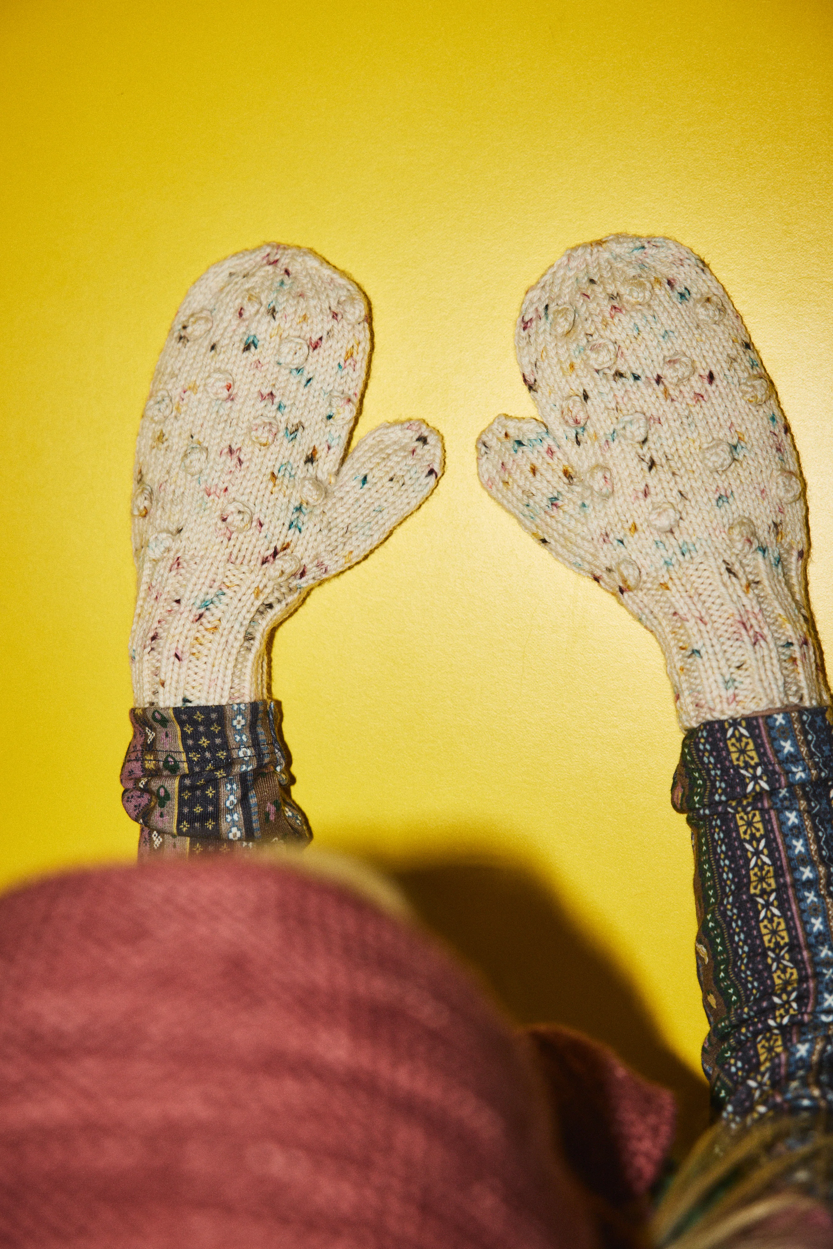 Popcorn Mittens - Image 2