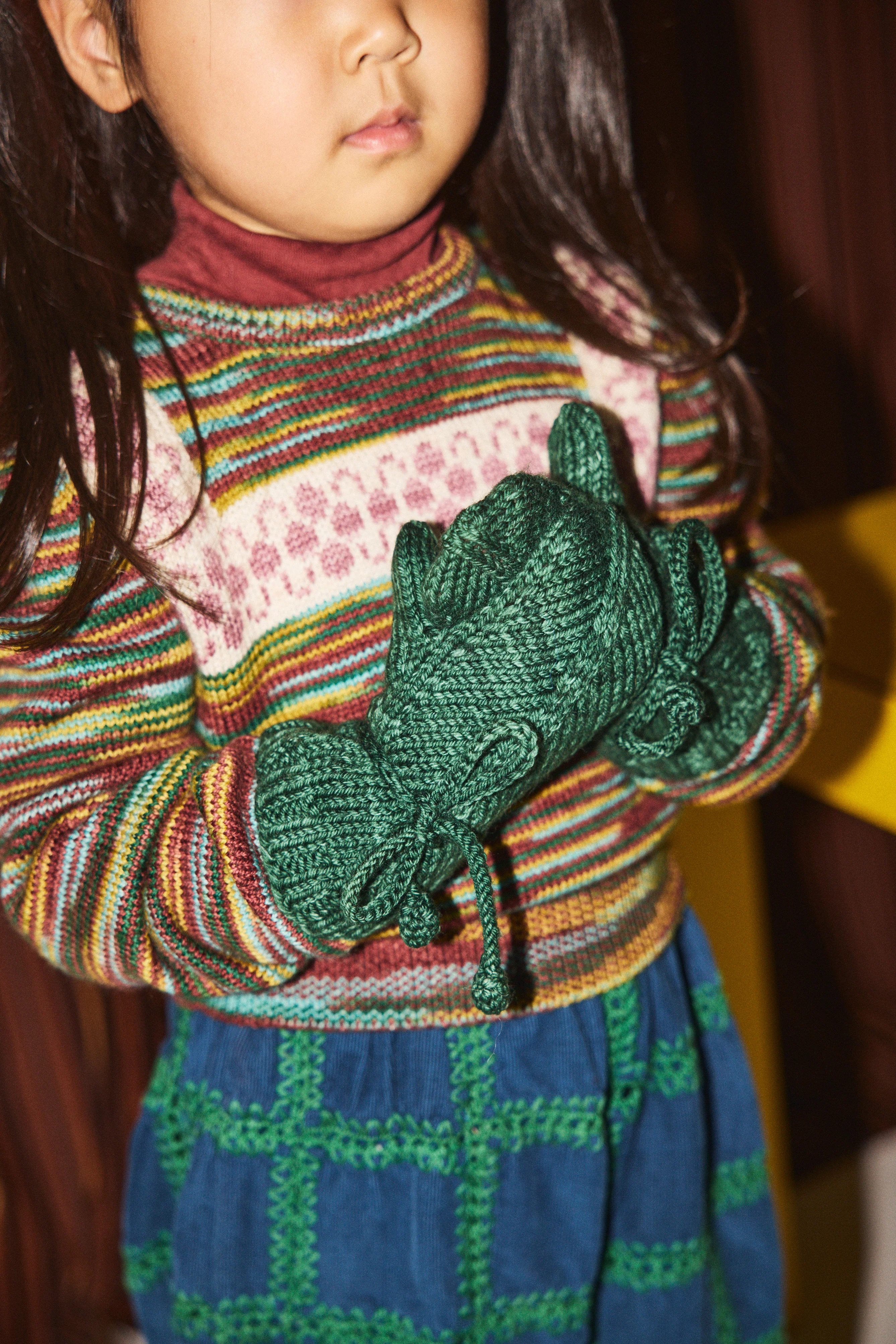 Snowshoe Hare Mittens - Image 3